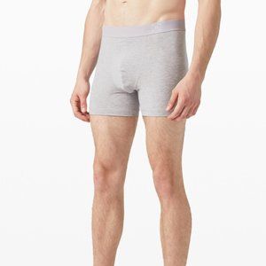 Brand New In Package Lululemon Mens BOXER 5"